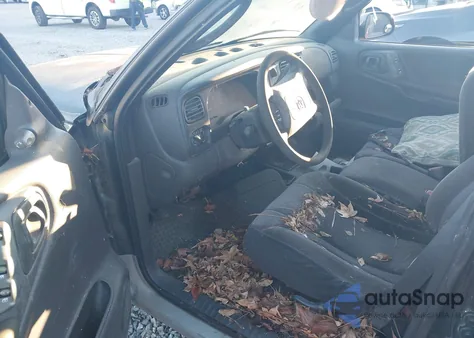 2000 Dodge Dakota Slt/Sport z USA, uszkodzony, nr VIN 1B7GL2AXXYS728955